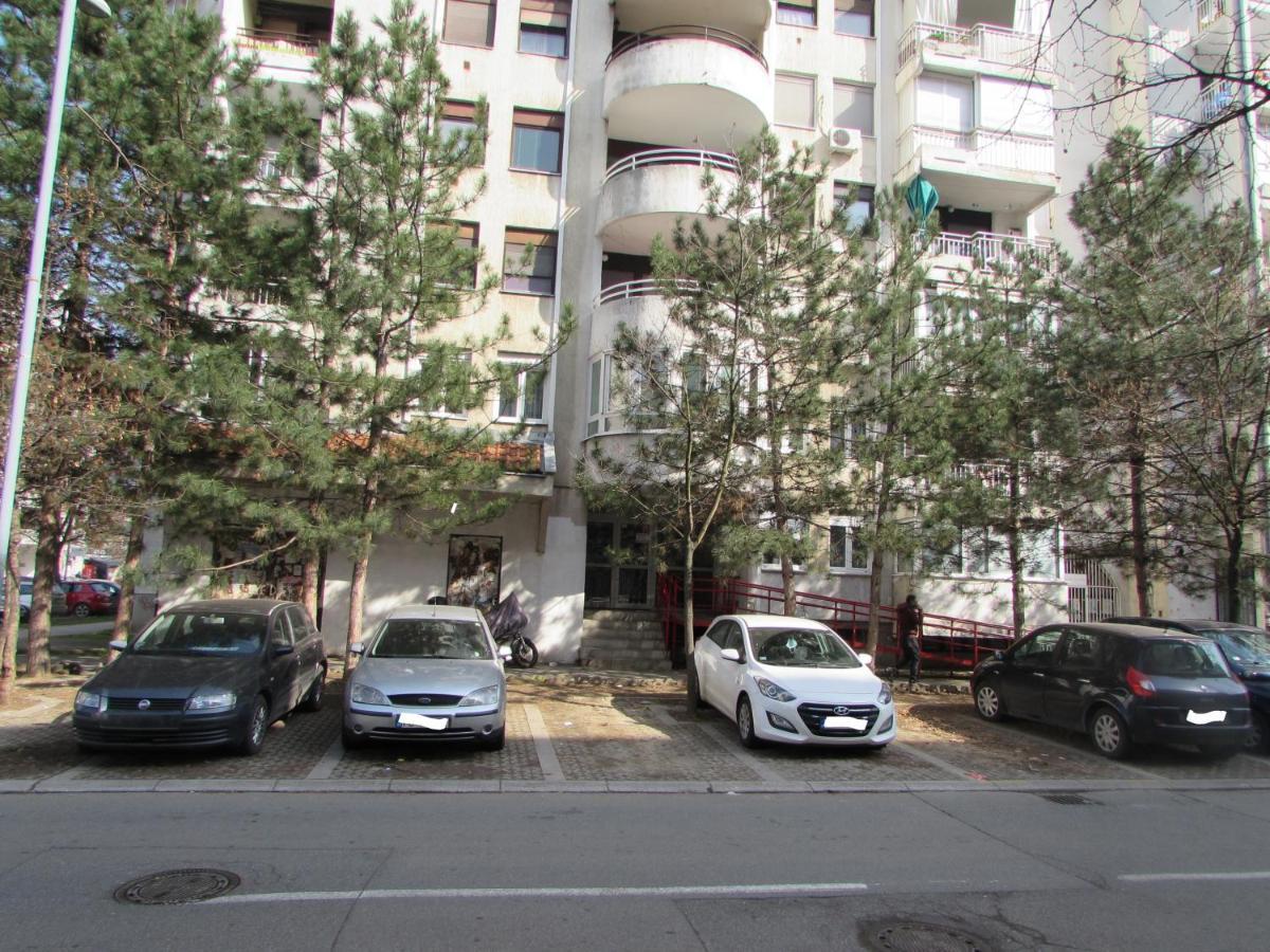 Ada City Break Belgrad Exteriör bild